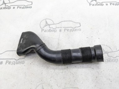 Патрубок воздушный MERCEDES-BENZ CLK-класс C209/A209 (2002 - 2005) — Разборка Мерседес