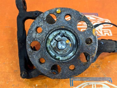 Кулак поворотный передний левый MERCEDES-BENZ E-класс W211/S211 (2002 - 2006) — Разборка Мерседес