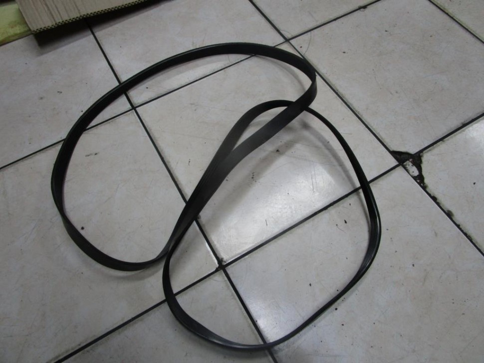 Ремень приводной MERCEDES-BENZ S-класс W220 рестайлинг (2002 - 2005) фото 1 — Разборка Мерседес