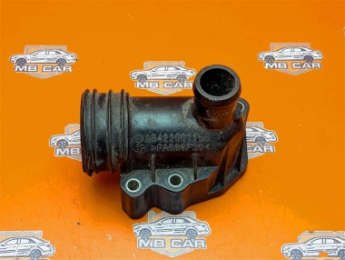 Фланец системы охлаждения MERCEDES-BENZ C-класс W204/S204 (2006 - 2011) — Разборка Мерседес