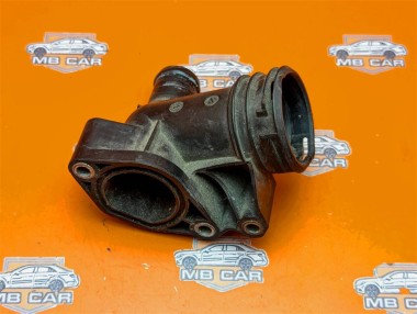 Фланец системы охлаждения MERCEDES-BENZ C-класс W204/S204 (2006 - 2011) — Разборка Мерседес