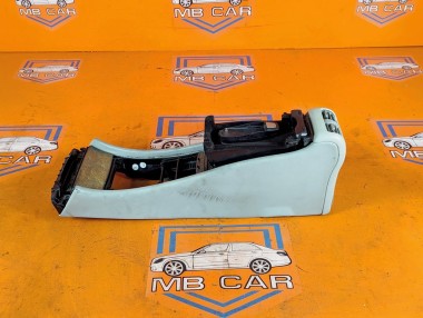 Подлокотник MERCEDES-BENZ C-класс W203/S203/CL203 (2000 - 2004) &mdash; Разборка Мерседес