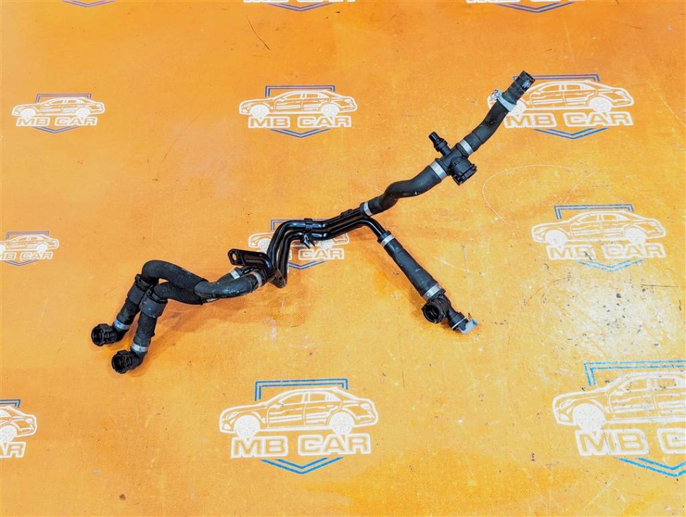 Трубка ОЖ MERCEDES-BENZ CLA-класс C118/X118 (2019 - 2023) фото 1 — Разборка Мерседес