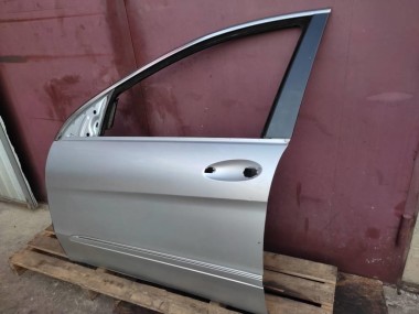 Дверь передняя левая MERCEDES-BENZ R-класс W251 (2005 - 2007) — Разборка Мерседес