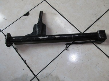 Домкрат MERCEDES-BENZ E-класс W124/S124/C124/A124 (1984 - 1997) — Разборка Мерседес