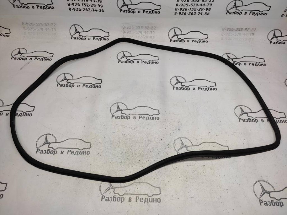 Уплотнитель крышки багажника MERCEDES-BENZ E-класс W211/S211 (2002 - 2006) фото 1 — Разборка Мерседес