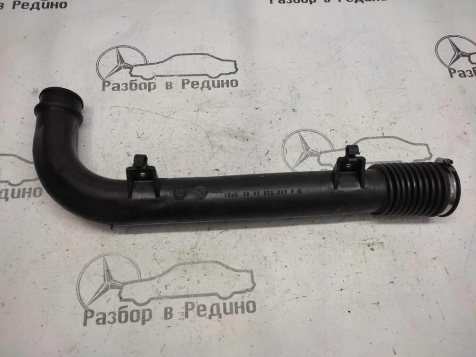 Патрубок воздушный MERCEDES-BENZ Vito W638 (1996 - 2003) фото 1 — Разборка Мерседес