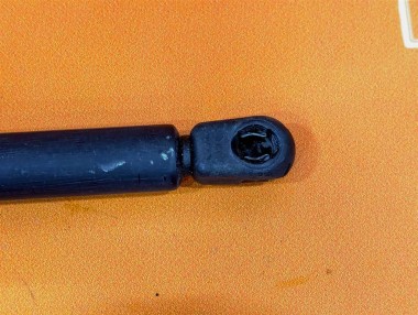 Амортизатор капота MERCEDES-BENZ E-класс W211/S211 (2002 - 2006) — Разборка Мерседес