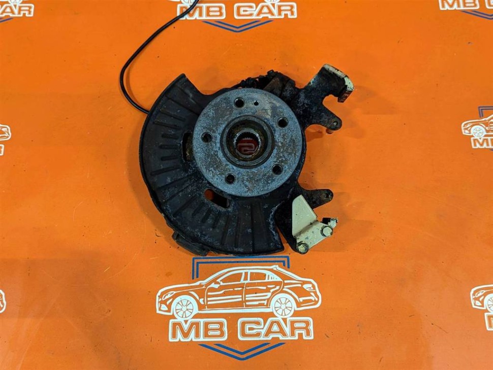 Кулак поворотный передний правый MERCEDES-BENZ M-класс W163 (1997 - 2001) фото 1 — Разборка Мерседес