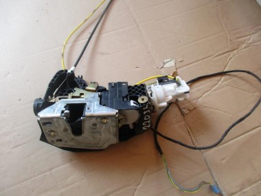 Замок двери задней левой MERCEDES-BENZ S-класс W220 рестайлинг (2002 - 2005) — Разборка Мерседес