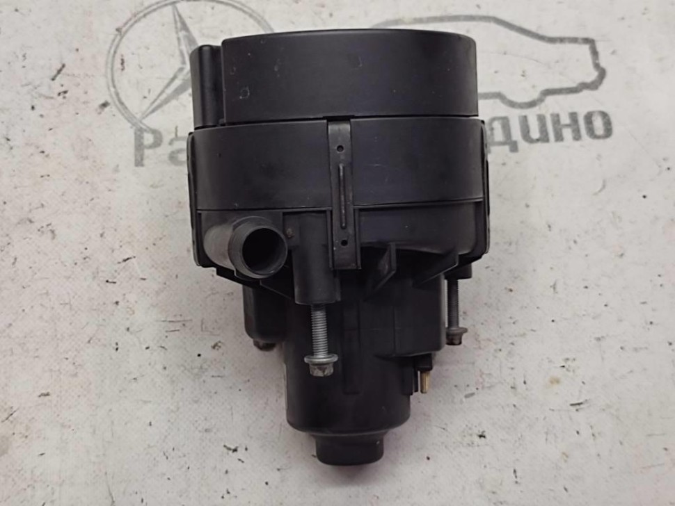 Продувка катализатора MERCEDES-BENZ S-класс W220 (1998 - 2005) фото 1 — Разборка Мерседес