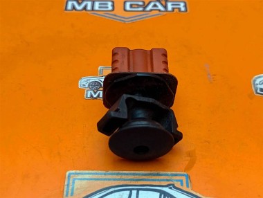 Опора радиатора MERCEDES-BENZ E-класс W211/S211 (2002 - 2006) — Разборка Мерседес