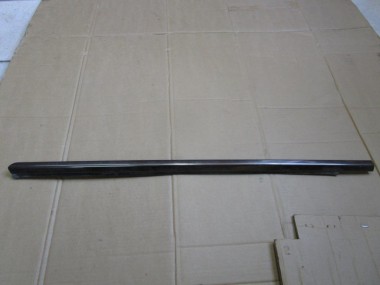 Молдинг стекла двери MERCEDES-BENZ C-класс W202/S202 (1993 - 1997) — Разборка Мерседес