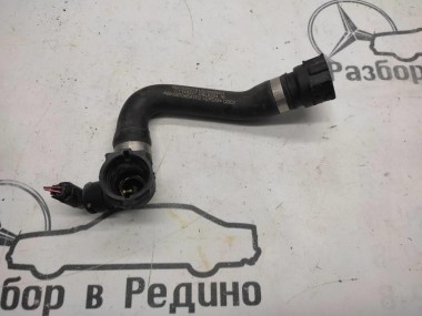 Патрубок ОЖ MERCEDES-BENZ GLC-класс X253 (2015 - 2019) — Разборка Мерседес