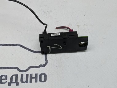 Усилитель антенны MERCEDES-BENZ S-класс W221 (2005 - 2009) — Разборка Мерседес