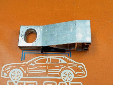 Кронштейн радиатора MERCEDES-BENZ S-класс AMG W222/C217/A217 (2013 - 2017) — Разборка Мерседес