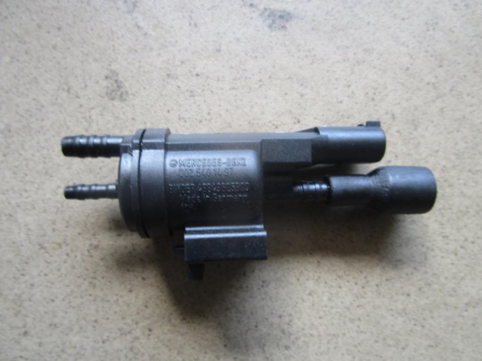 Клапан электромагнитный MERCEDES-BENZ E-класс W212/S212/C207/A207 (2009 - 2013) фото 1 — Разборка Мерседес