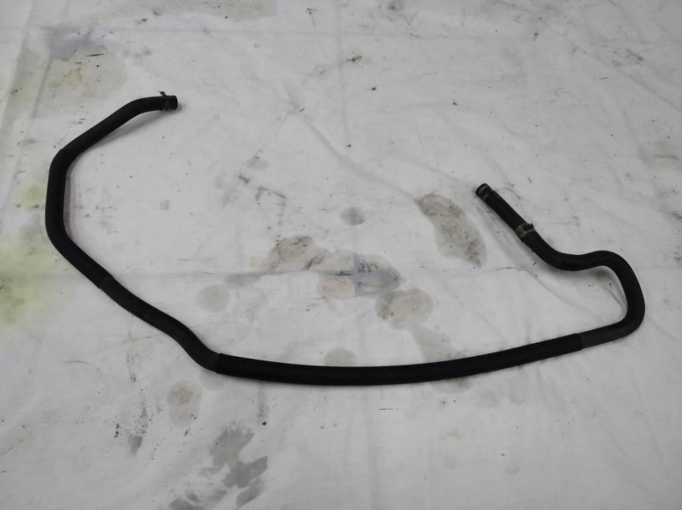 Трубка вентиляции расширительного бака MERCEDES-BENZ S-класс W220 рестайлинг (2002 - 2005) фото 1 — Разборка Мерседес