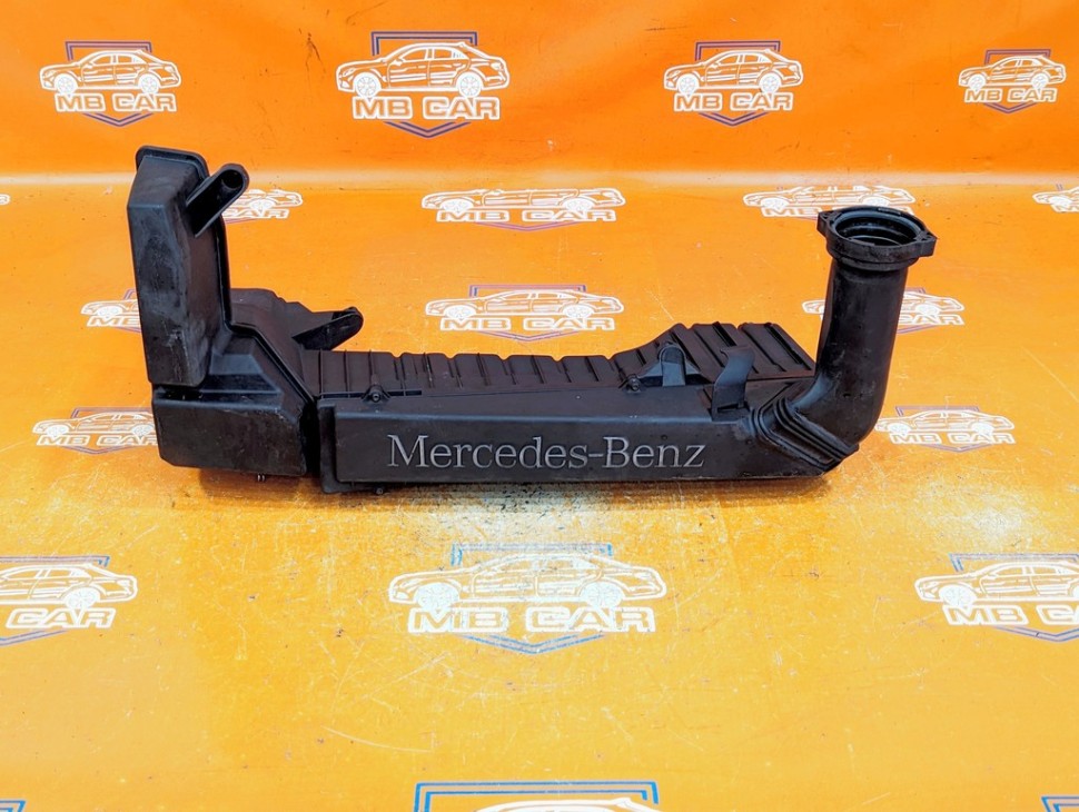 Корпус воздушного фильтра MERCEDES-BENZ C-класс W203/S203/CL203 (2000 - 2004) фото 1 — Разборка Мерседес