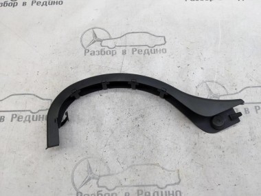 Накладка петли багажника MERCEDES-BENZ CLK-класс C209/A209 (2002 - 2005) — Разборка Мерседес