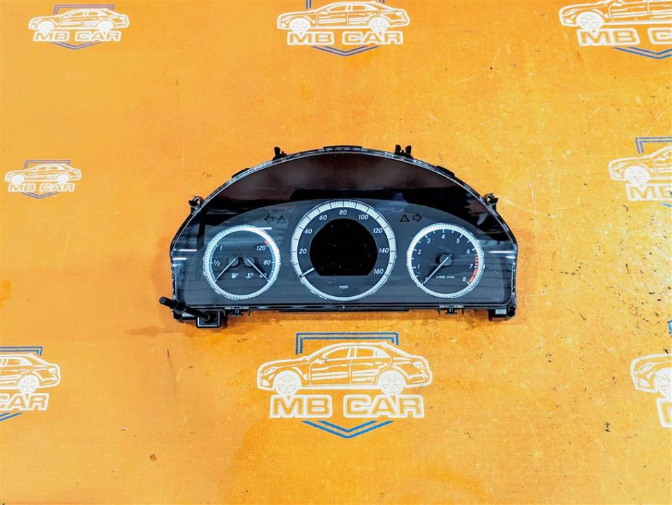 Щиток приборов MERCEDES-BENZ C-класс W204/S204 (2006 - 2011) фото 1 — Разборка Мерседес
