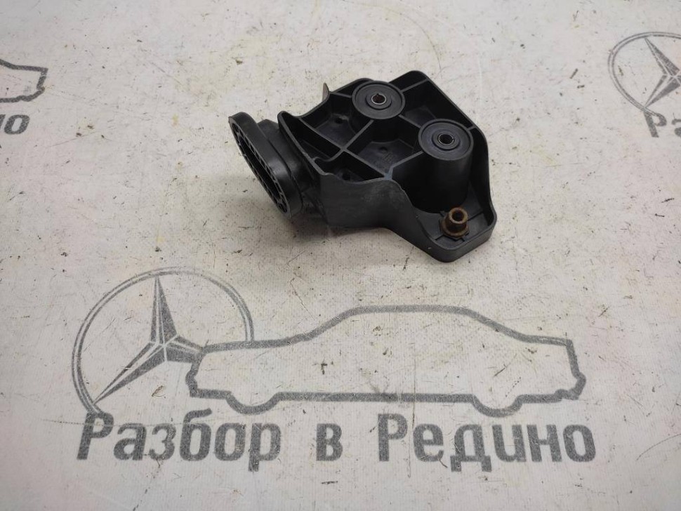 Кронштейн крепления бампера MERCEDES-BENZ M-класс W164 (2005 - 2008) фото 1 — Разборка Мерседес