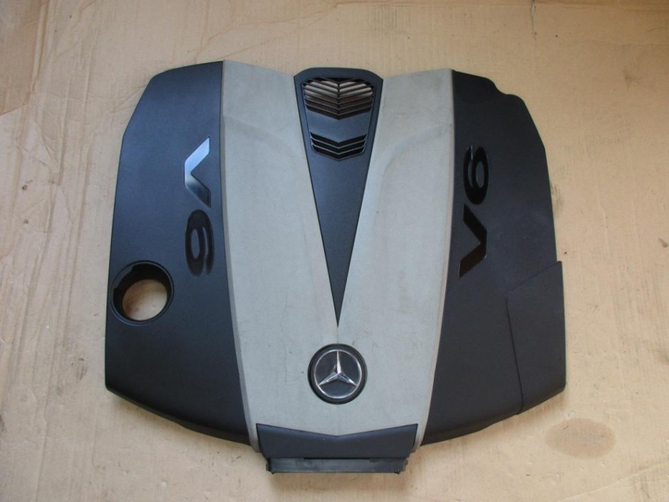 Крышка двигателя декоративная MERCEDES-BENZ CLS-класс C218/X218 (2010 - 2014) фото 1 — Разборка Мерседес