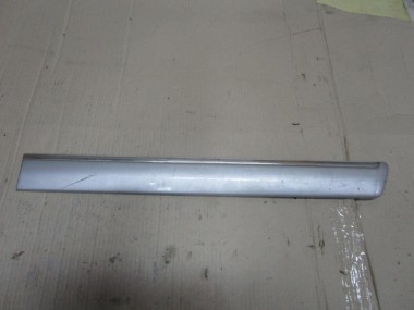 Молдинг двери MERCEDES-BENZ E-класс W210/S210 (1995 - 1999) — Разборка Мерседес