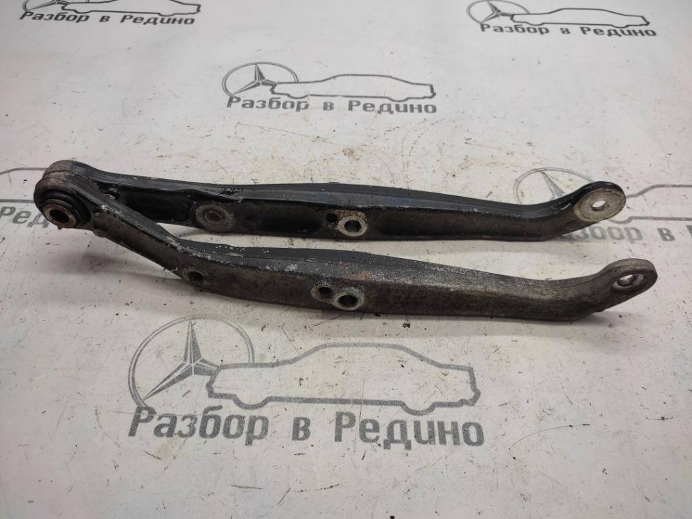 Рычаг задней стойки (лодка) MERCEDES-BENZ CLS-класс C219 (2004 - 2008) фото 1 — Разборка Мерседес