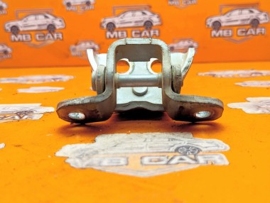 Петля двери MERCEDES-BENZ M-класс W163 рестайлинг (2001 - 2005) &mdash; Разборка Мерседес