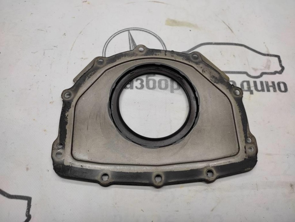 Крышка заднего сальника коленвала MERCEDES-BENZ R-класс W251 (2005 - 2007) фото 1 — Разборка Мерседес