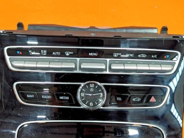 Накладка консоли (борода) MERCEDES-BENZ E-класс W213/S213/C238/A238 (2016 - 2021) — Разборка Мерседес