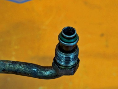 Трубка ГУРа MERCEDES-BENZ S-класс W220 (1998 - 2005) — Разборка Мерседес