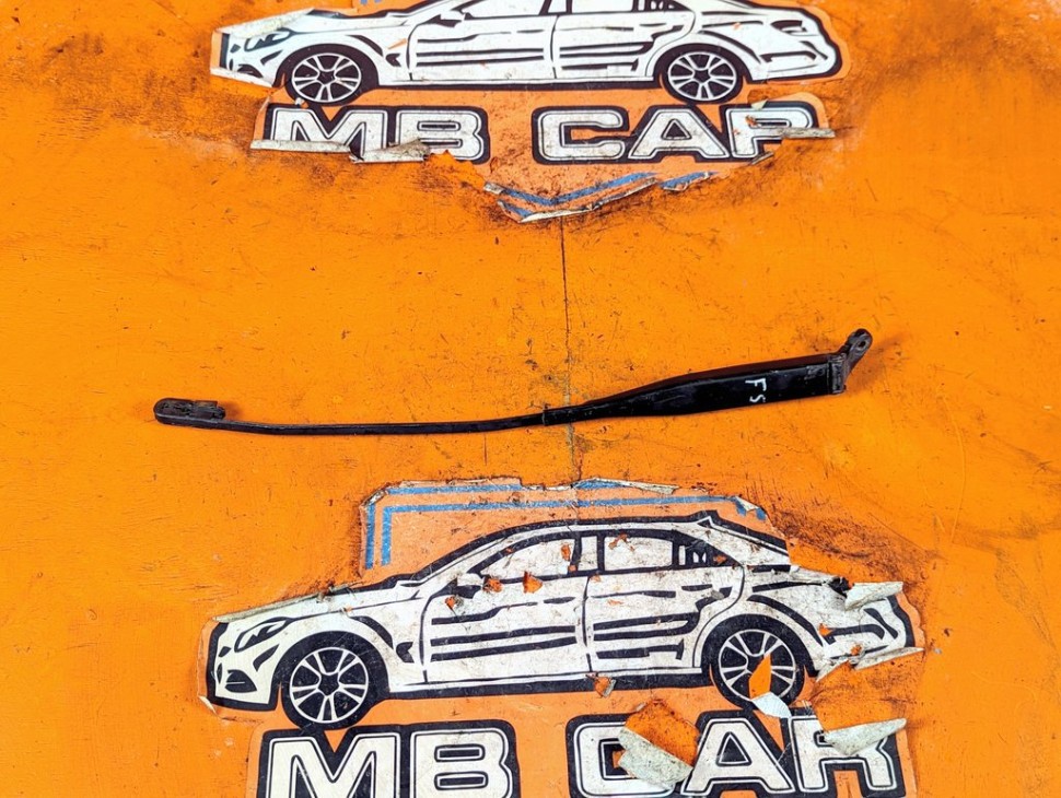Поводок дворников MERCEDES-BENZ A-класс W168 рестайлинг (2001 - 2004) A 170 1.7 AT (95 л.с.) фото 1 &mdash; Разборка Мерседес
