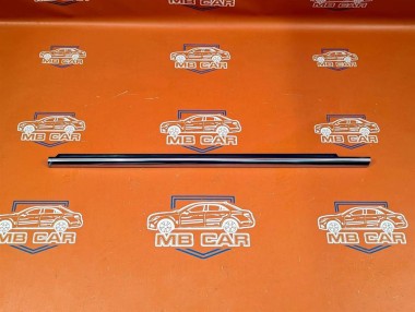 Молдинг стекла двери MERCEDES-BENZ R-класс W251 (2005 - 2007) — Разборка Мерседес