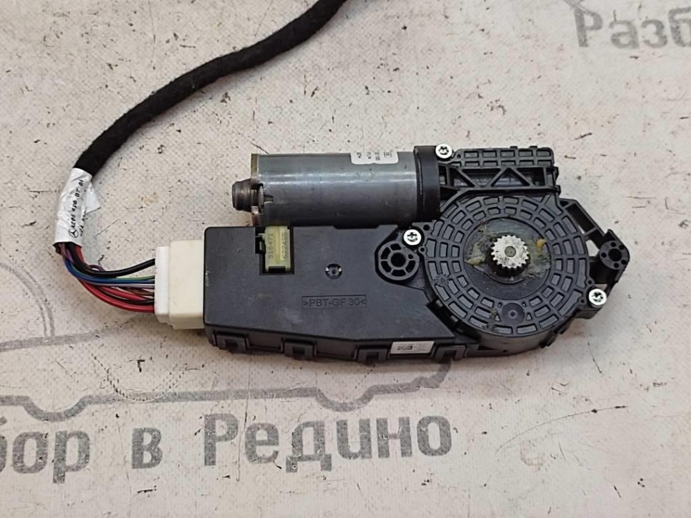 Моторчик люка MERCEDES-BENZ GLC-класс AMG X253 (2016 - 2019) фото 1 — Разборка Мерседес