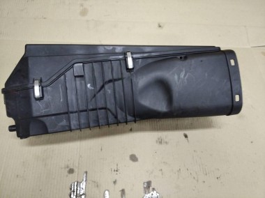 Корпус воздушного фильтра MERCEDES-BENZ E-класс W211/S211 (2002 - 2006) — Разборка Мерседес