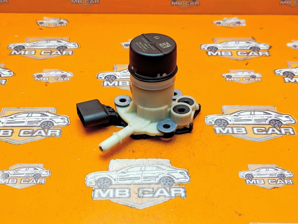 Насос AdBlue MERCEDES-BENZ C-класс W205/S205/C205/A205 (2014 - 2018) фото 1 — Разборка Мерседес