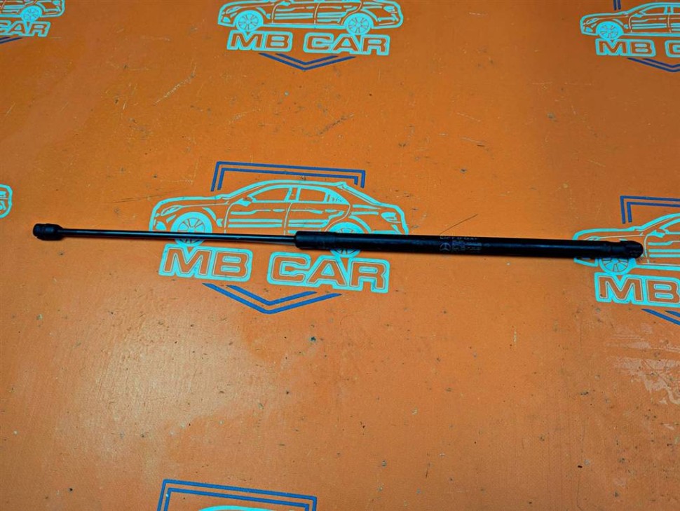 Амортизатор капота MERCEDES-BENZ C-класс W204/S204/С204 рестайлинг (2011 - 2015) фото 1 — Разборка Мерседес