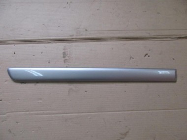 Молдинг двери MERCEDES-BENZ M-класс W163 (1997 - 2001) — Разборка Мерседес