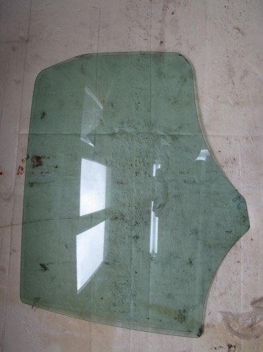 Стекло заднее правое MERCEDES-BENZ A-класс W169 рестайлинг (2008 - 2012) — Разборка Мерседес