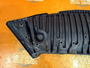 Защита бампера MERCEDES-BENZ C-класс W204/S204 (2006 - 2011) — Разборка Мерседес