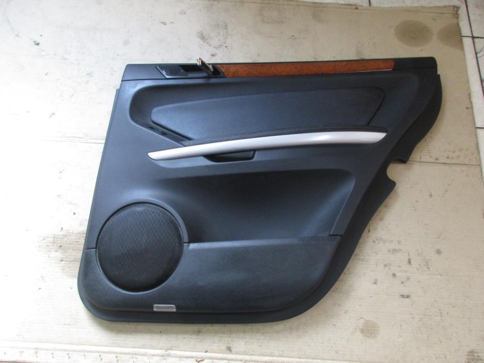 Карта двери задняя правая MERCEDES-BENZ GL-класс X164 (2006 - 2009) фото 1 — Разборка Мерседес