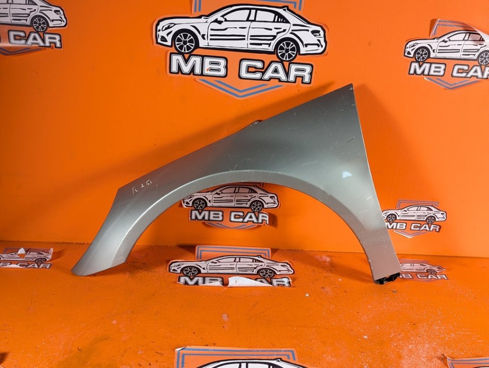 Крыло переднее левое MERCEDES-BENZ R-класс W251 (2005 - 2007) фото 1 &mdash; Разборка Мерседес