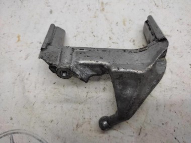 Кронштейн MERCEDES-BENZ C-класс W204/S204 (2006 - 2011) — Разборка Мерседес