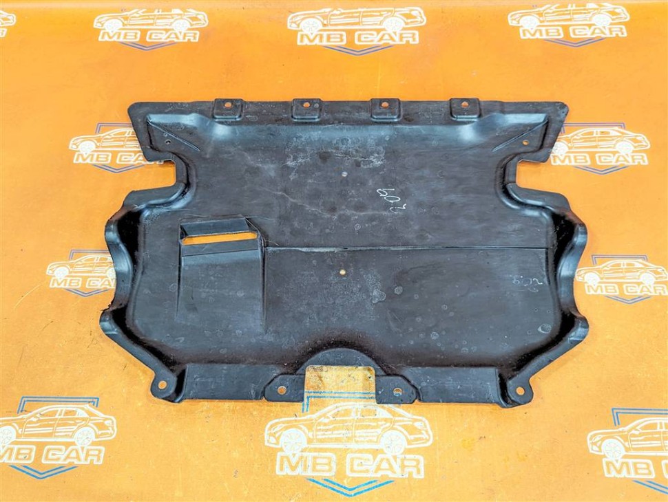 Защита двигателя MERCEDES-BENZ E-класс W213/S213/C238/A238 (2016 - 2021) фото 1 — Разборка Мерседес