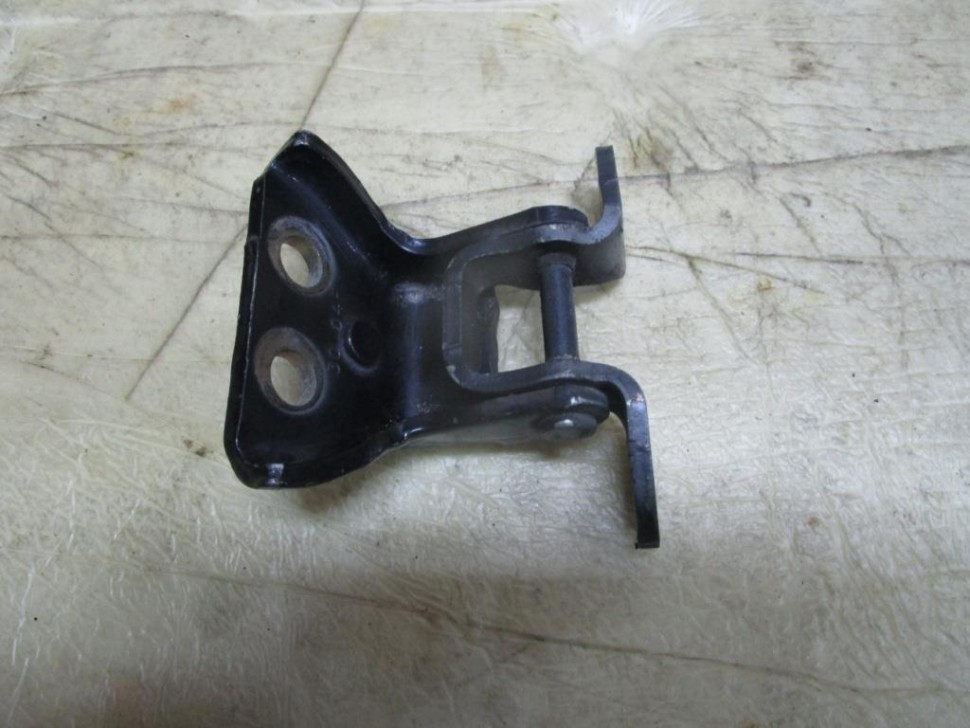 Петля двери MERCEDES-BENZ M-класс W163 рестайлинг (2001 - 2005) фото 1 — Разборка Мерседес