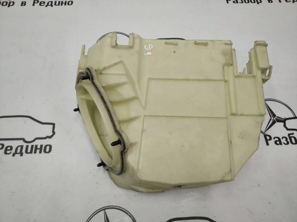 Корпус блока предохранителей MERCEDES-BENZ E-класс W211/S211 рестайлинг (2006 - 2009) фото 1 &mdash; Разборка Мерседес