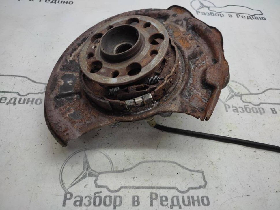 Кулак подвески задний левый MERCEDES-BENZ CLS-класс C219 (2004 - 2008) фото 1 — Разборка Мерседес