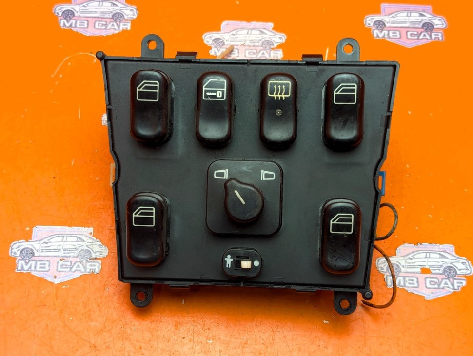 Блок кнопок стеклоподъемников MERCEDES-BENZ M-класс W163 (1997 - 2001) фото 1 — Разборка Мерседес